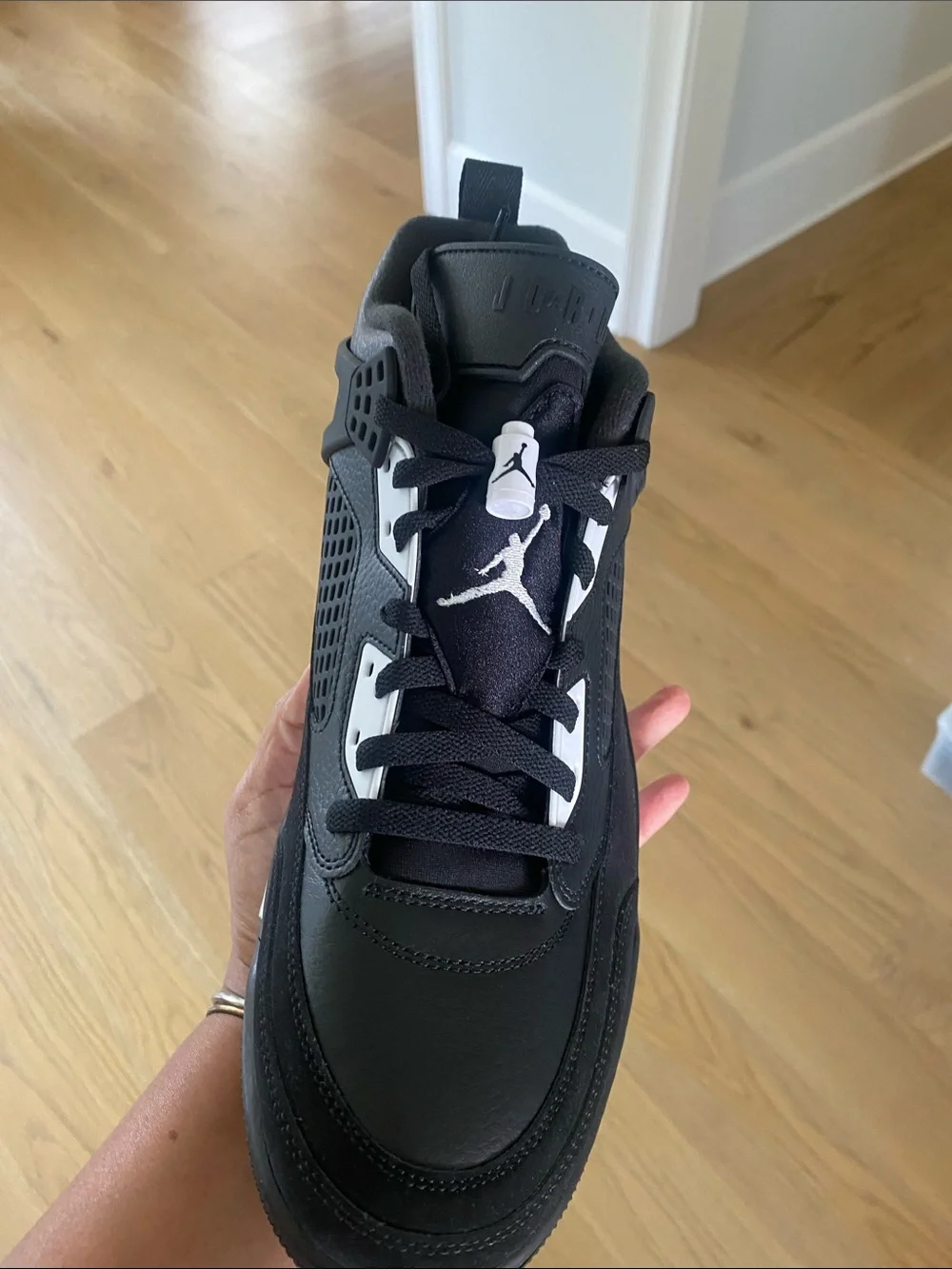 Jordan Black and White Men's Low-Top Sneakers